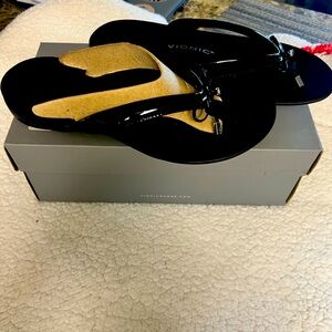 Vionic Bella BLK size 9M